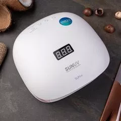 Лампи для манікюру